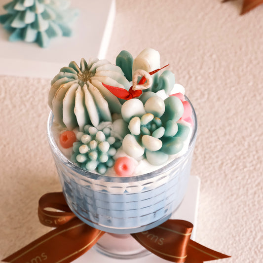Christmas-themed Terrarium Giant Sundae Candle
