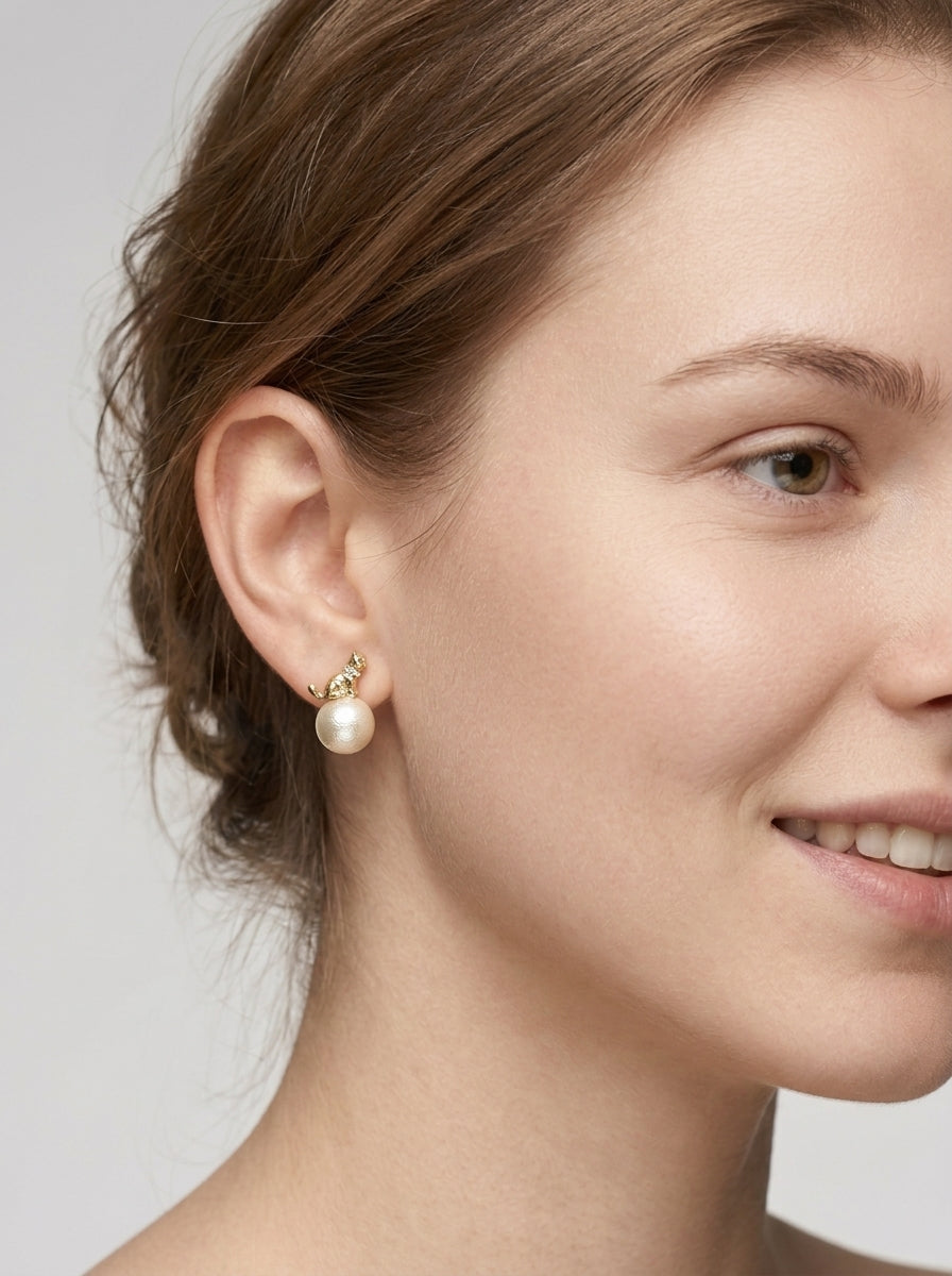Plated Cat Pearl With Zircon Collar Gold with Sterling Silver Posts Earring 3
