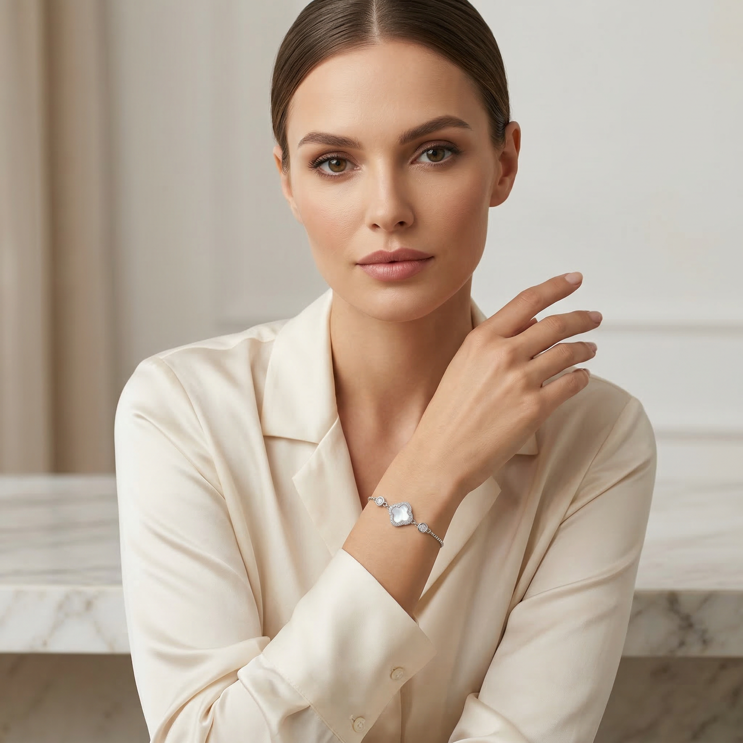 Elegant Clover Zircon Gold Plated Bracelet