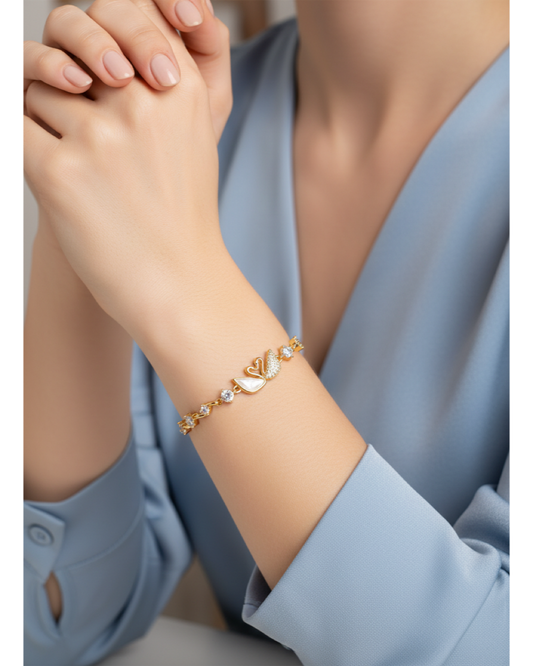 Gold Plated Swan Mother-of-Pearl & Zircon Adjustable Bracelet