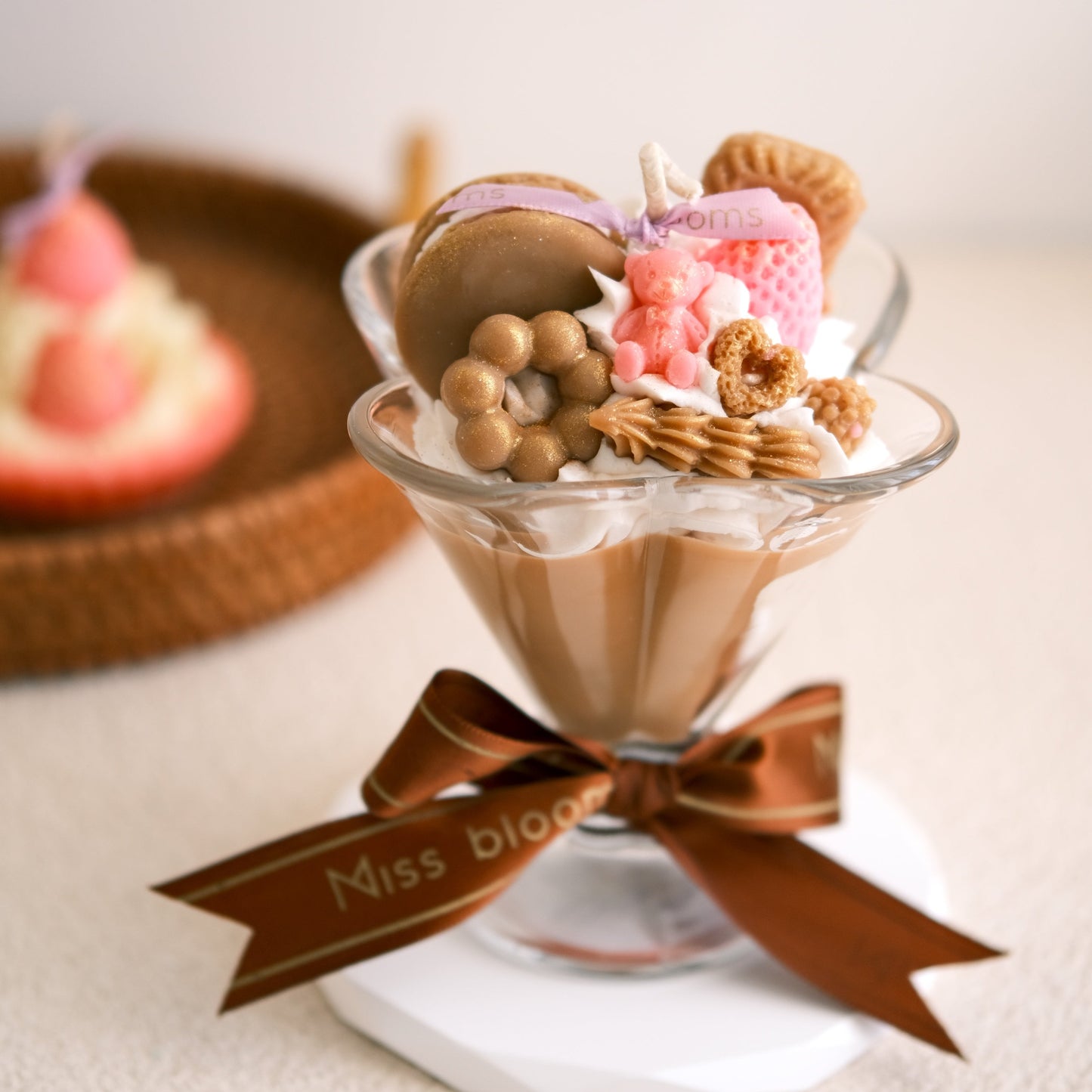 Vanilla Caramel Ice Cream Cup Candle