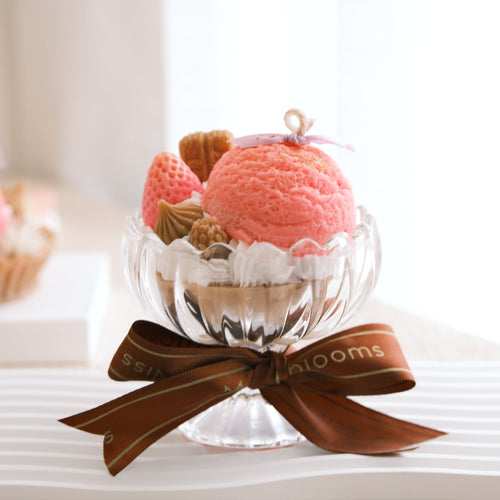 Vanilla Caramel Small Sundae Candle