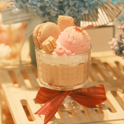 Vanilla Caramel Giant Sundae Candle