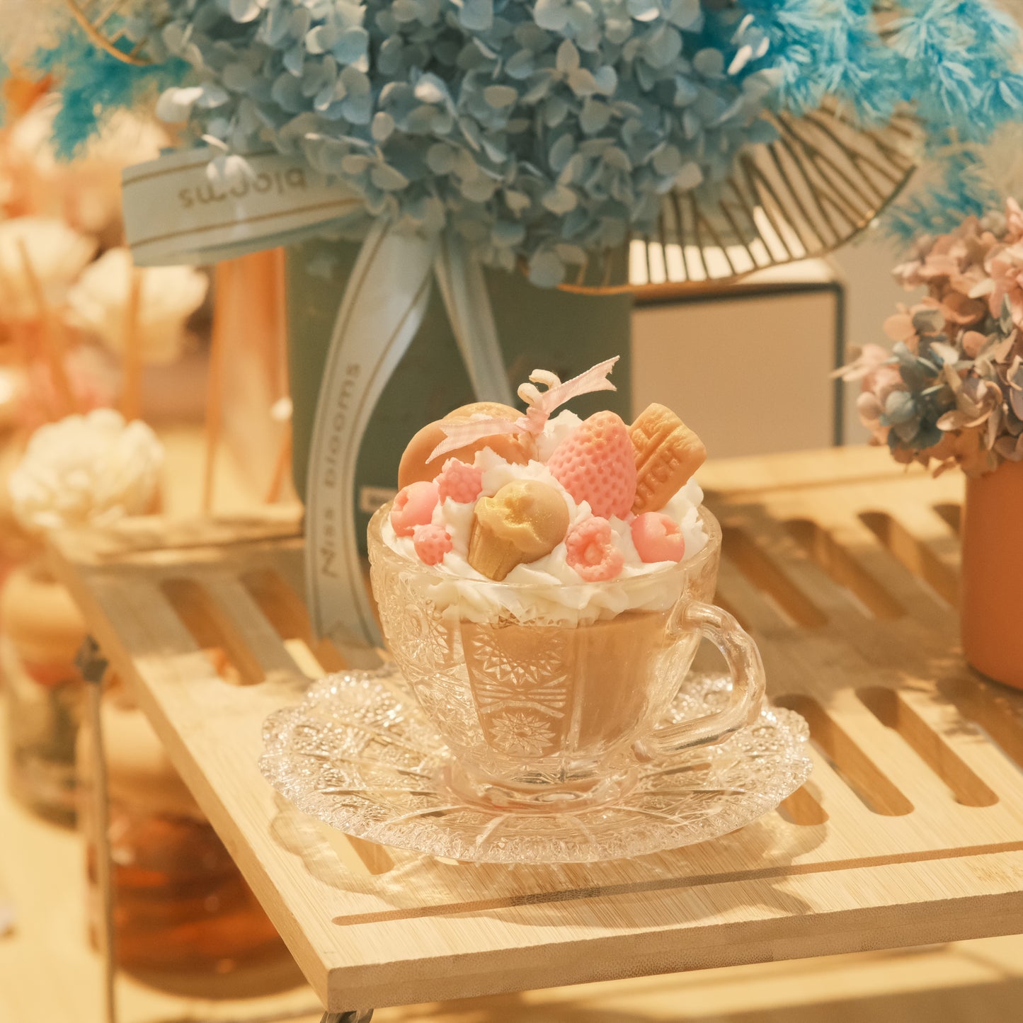 Vanilla Caramel Premium Vintage Tea Cup Candle