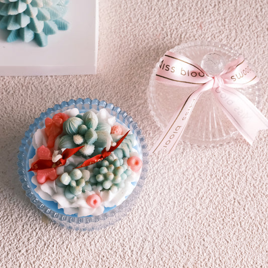 Christmas-themed Botanical Bowl Candle
