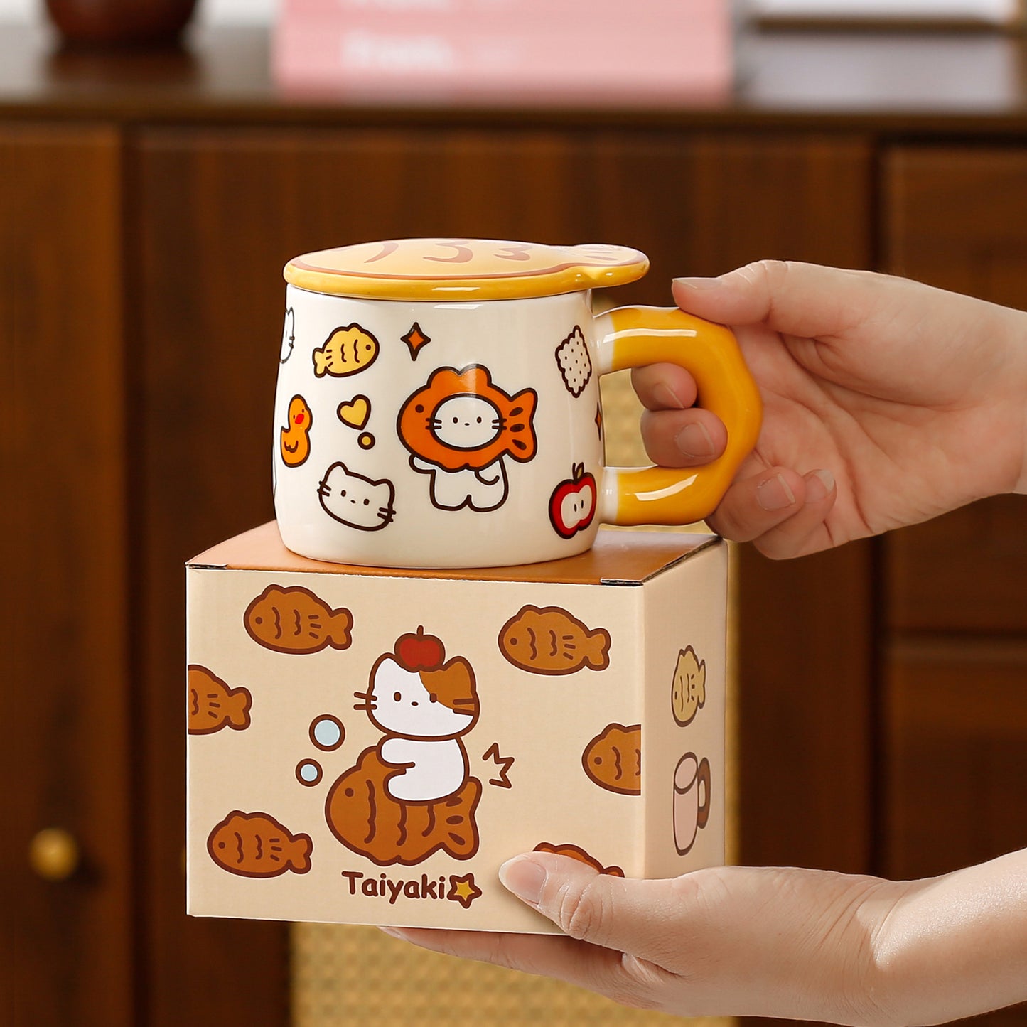 Taiyaki Cat Ceramic Mug with Lid