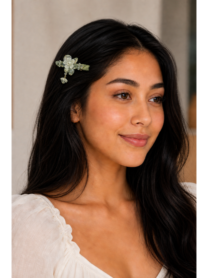 Light Green Floral Beaded Hair Clip 2