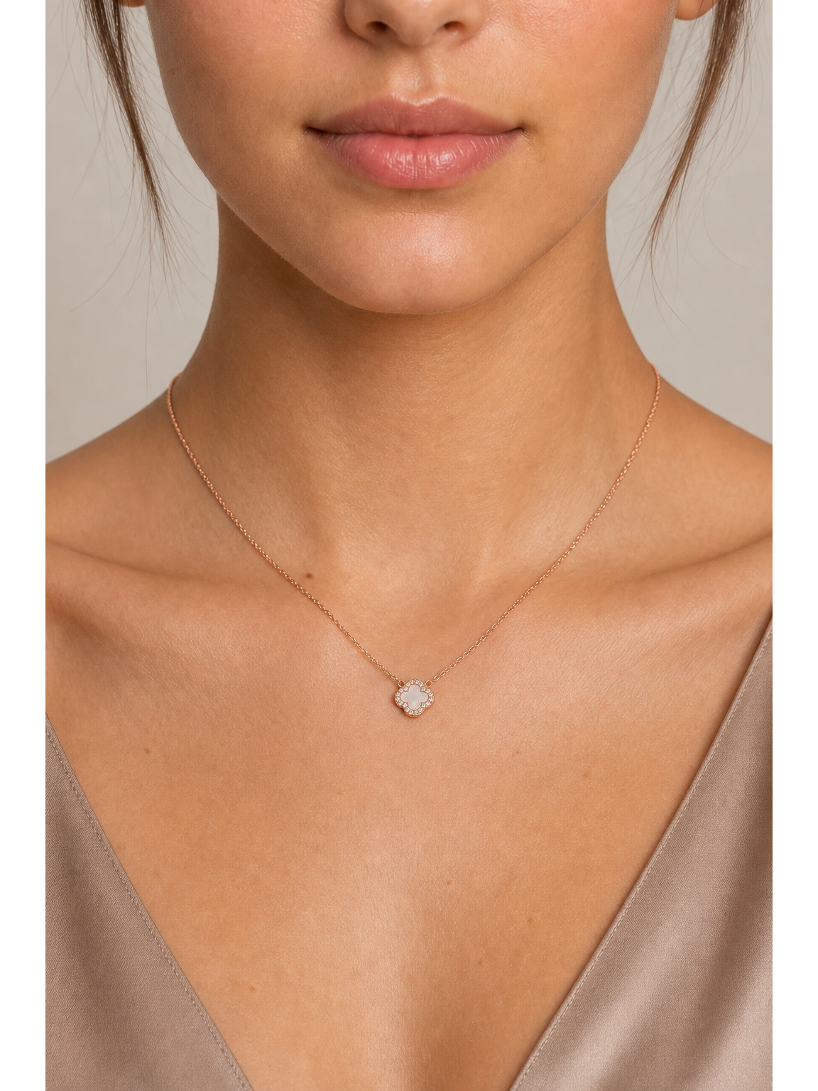 Rose Gold Plated Clover Pendant Necklace 3